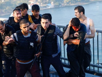 Turkey PM: 161 people died in coup attempt (PHOTOS)