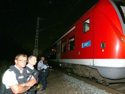 В доме напавшего на пассажиров поезда в Германии найден флаг ИГ