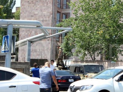 Минздрав Армении представил данные о состоянии пострадавших во время вооруженного захвата полка ППС Полиции
