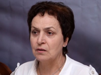 Бывший омбудсмен: Сложившаяся в Ереване ситуация должна быть разрешена без кровопролития