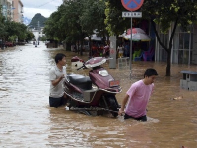 Due to floods in China number of missing crosses threshold of 30