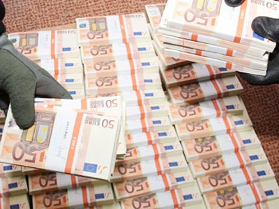 В Италии полиция конфисковала фальшивые €7 млн