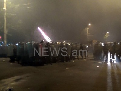 Минувшая ночь в Ереване была беспокойной