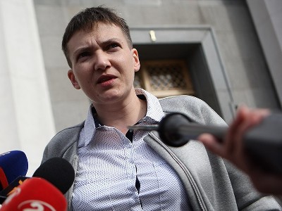 Савченко о кабмине: снести голову и перезапустить заново