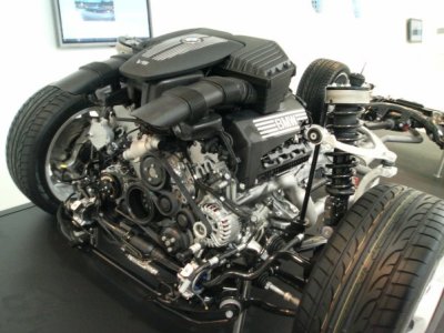 Jaguar и Land Rover получат двигатель V8 от BMW
