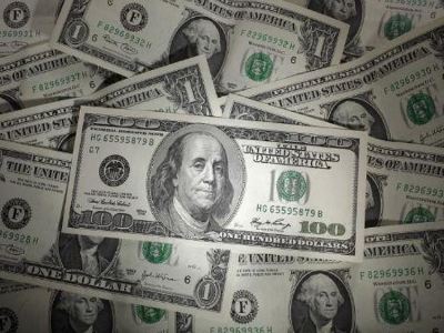 Դոլարի փոխարժեքը նվազել է, իսկ եվրոն շարունակում է թանկանալ