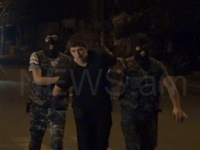 Полицейские разогнали демонстрантов на улице Хоренаци в Ереване
