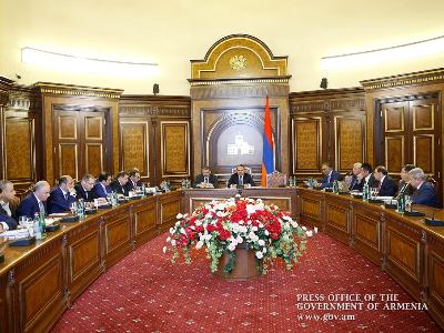 Անցնում ենք արտադրությամբ եւ արտահանմամբ ուղղորդվող տնտեսական աճի. Վարչապետ (ֆոտո)