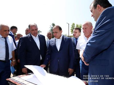Հովիկ Աբրահամյանն այցելել է հայ–իրանական սպանդանոց (ֆոտո)