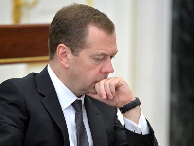 Петиция с требованием отправить в отставку Дмитрия Медведева набрала более 200 тыс. подписей