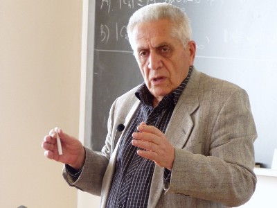 Ушел из жизни известный армянский математик Александр Талалян