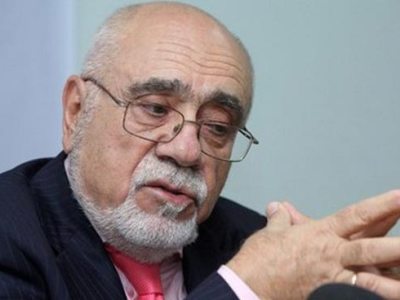 Դիվանագետ. Երեւանը քիչ բան ունի ուրախանալու Մոսկվա-Թեհրան-Բաքու եռանկյունուց