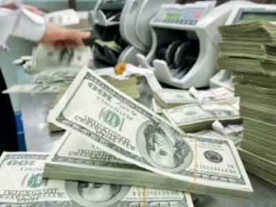 Որքա՞ն դոլար են գնել եւ վաճառել հայաստանյան բանկերը
