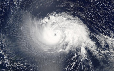 Cyclone leaves Finns without light