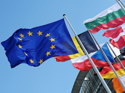 Politico: Small EU countries dissatisfied with large neighbors’ dictate