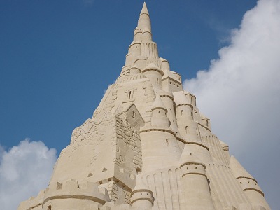 14 meters’ sand castle is not included in Guinness World Records