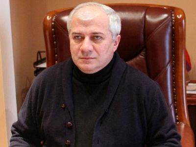 Մահացել է Մատենադարանի տնօրեն Հրաչյա Թամրազյանը