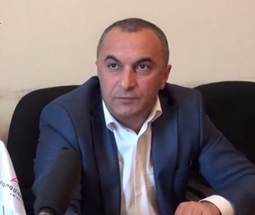 «Հրապարակ». Արթիկում կրքեր են եռում. Մուշեղ Պետոյանի զարմիկը ճնշումներ է գործադրում