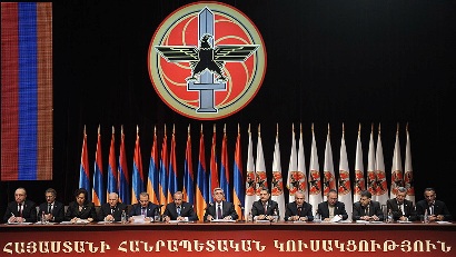 «Ժամանակ». Կարեն Կարապետյանի առաջին խնդիրը պետք է լինի 5 ամսում ՀՀԿ-ն վերացնելը