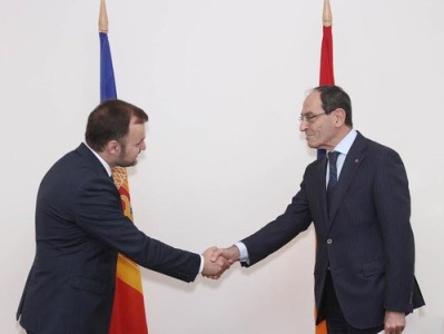 Հայաստանում Մոլդովայի նորանշանակ դեսպանն իր հավատարմագրերի պատճենը հանձնեց
