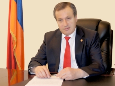 Ես պատվիցս ցածր եմ համարում Սեւանի քաղաքապետի մասին խոսել. Գեղարքունիքի մարզպետ