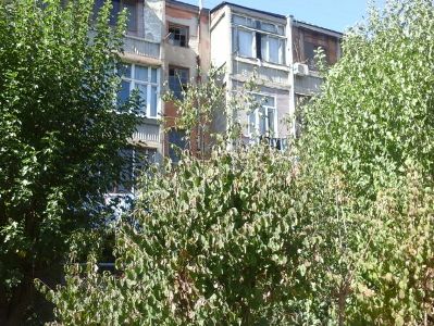 Երեւանում ինքնասպան եղած 30-ամյա աղջկան լոգարանում մայրն է կախված հայտնաբերել. մանրամասներ