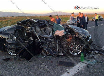 Հարսանքավորների «Lexus»-ը մխրճվել է «ԶԻԼ»-ի մեջ. մայրն ու 22-ամյա դուստրը տեղում մահացել են (ֆոտո)