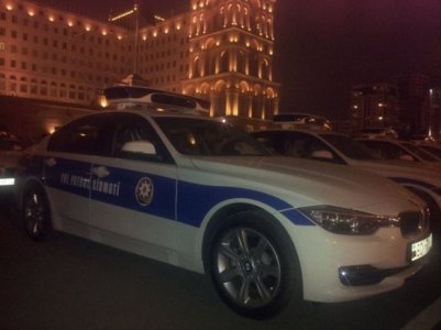В центре Баку подрались полицейские и гомосексуалисты