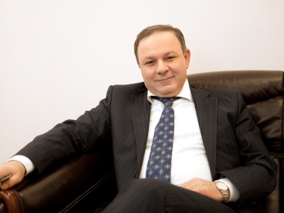 «Ա» ասելուց հետո, պետք է «բ»-ն էլ ասել. Լեւոն Ալթունյանն իր՝ ՀՀԿ-ական դառնալու մասին