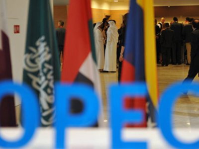 OPEC countries agree on reducing oil production