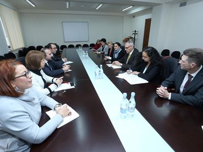 Министр образования и науки Армении обсудил с послом Германии концепцию преподавания немецкого языка в республике