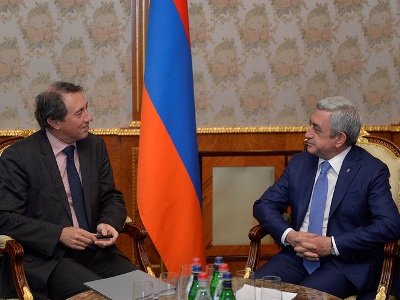 Սերժ Սարգսյանն ընդունել է ՀԲ Եվրոպայի եւ Կենտրոնական Ասիայի հարցերով փոխնախագահին (ֆոտո)