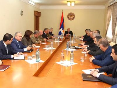 Արցախի Սահմանադրության նախագիծը կուղարկվի ԱԺ, որից հետո կորոշվի հանրաքվեի ժամկետը. Բակո Սահակյան
