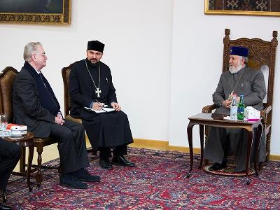 Գարեգին Բ-ն ընդունել է Պետական Էրմիտաժի տնօրեն Միխայիլ Պիոտրովսկուն
