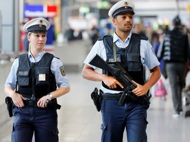 Police in Berlin will double arm at New Year celebrations