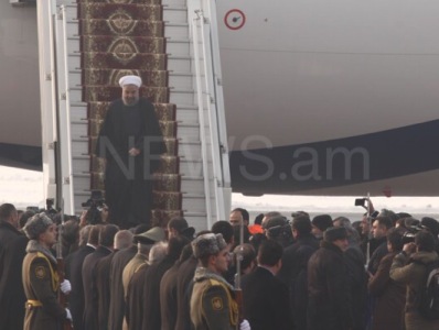 Iran’s Rouhani arrives in Armenia (PHOTOS)