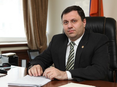 Нерсес Ерицян назначен заместителем главы ЦБ Армении