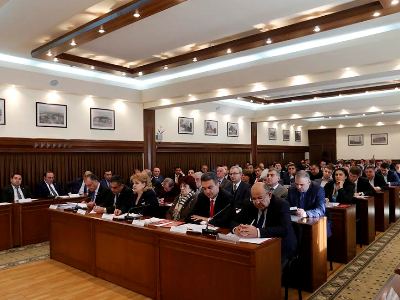 Երեւանի ավագանին հավանություն է տվել «Փարքինգ Սիթի Սերվիս»-ի բաժնետոմսերը նվիրատվություն ընդունելու նախագծին
