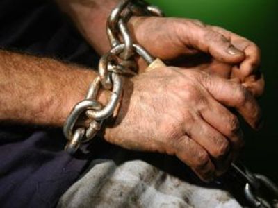 Мужчины все чаще становятся жертвами торговли людьми