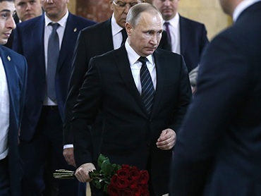 Путин простился с погибшим послом