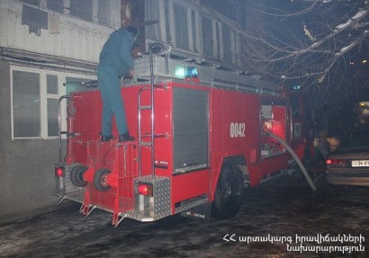 Large fire breaks out in Yerevan (PHOTOS)