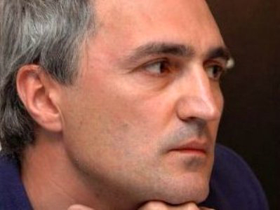 Личное мнение.Тигран Хзмалян: Если человек просит, надо ему помогать