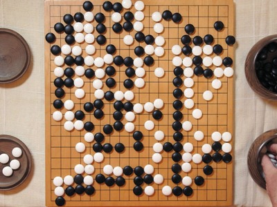 Nature. Google-ը AlphaGo արհեստական ինտելեկտին գաղտնի ազատ է արձակել