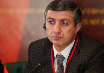 «Փաստ». «Բանանի արքա» Միհրան Պողոսյանի «աճպարարությունը»