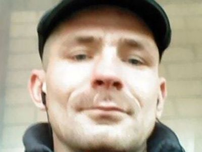 Британец перерезал себе горло в зале суда