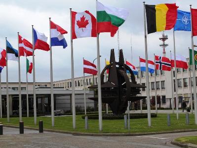 NATO concerned about Trump's statements that alliance is obsolete