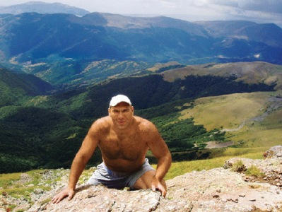 Russian MP recalls unforgettable encounter with bear in Armenian mountains