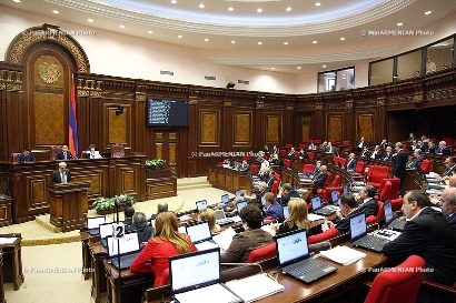 «Առավոտ». Գլխավոր հարցը. ո՞ւմ է փող տալու Ռոբերտ Քոչարյանը. ովքեր են «շիթիլվելու» նրան