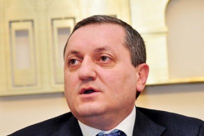 «Ժողովուրդ». ՀՀԿ-ն «դռնեդուռ» ընկած ռեյտինգային ցուցակներում ընդգրկվելու առաջարկ է անում նախկին պաշտոնյաներին