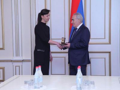 Գեղամ Գրիգորյանը հետմահու պարգեւատրվել է. պարգեւը հանձնվել է նրա այրուն